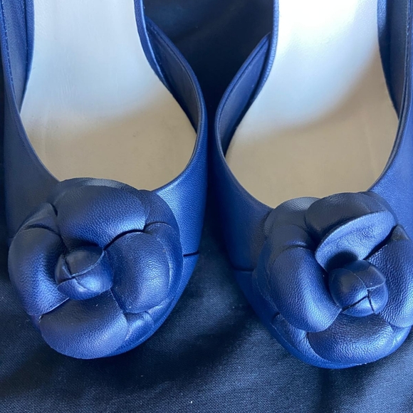 chanel leather heels - Picture 7 of 16